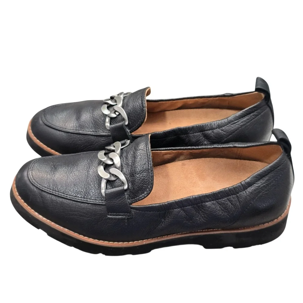 Vionic Cynthia Black Leather Chain Loafers Quiet Luxury Old Money Chic Sz 8.5